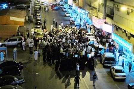 El martirio del joven Ali Folfol después de un disparo de la seguridad Saudí a los manifestantes