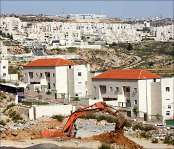Las autoridades de ocupación israelíes aprueban nuevos planes de colonizaciones