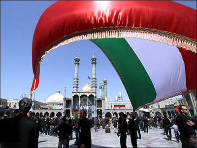 Irán celebra la conmemoración del martirio de la Sayyeda Zahraa (P)