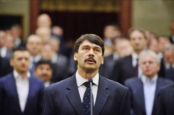 Hungría elige un nuevo presidente