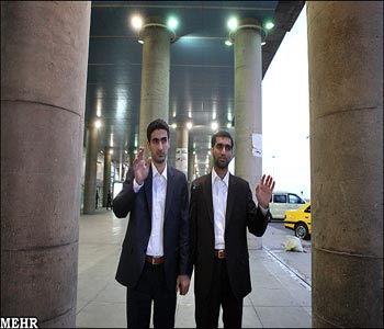 Llegan a Teherán dos ingenieros iraníes liberados en Siria