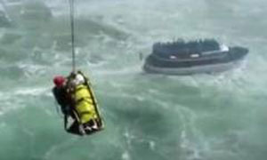 Sobrevive tras tirarse a las Cataratas del Niágara