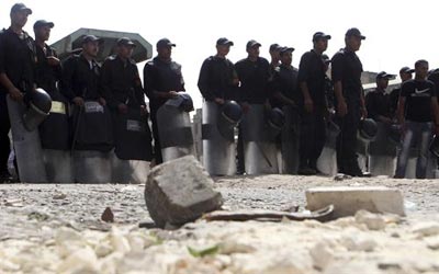 Policía de Egipto ataca manifestantes en Cairo