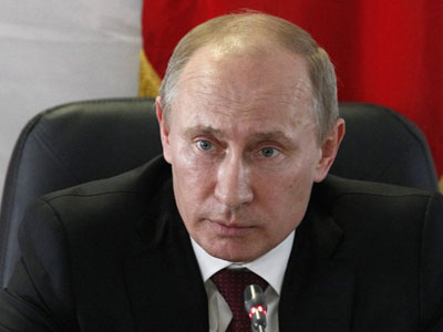 Putin renueva su apoyo a no interferir en el asunto interno sirio