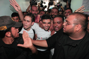 “Israel” libera a Mahmoud Al Sarsak tras tres años de detención ilegal