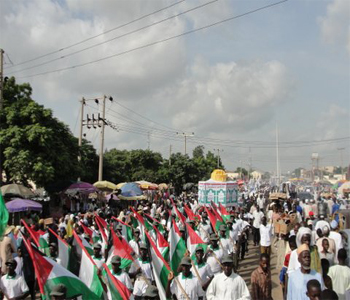 Musulmanes y Cristianos marchan en el Día del Quds en Nigeria