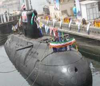Irán bota un submarino superpesado en aguas del Golfo