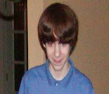 Adam Lanza Adam Lanza anticipó sus planes en Internet