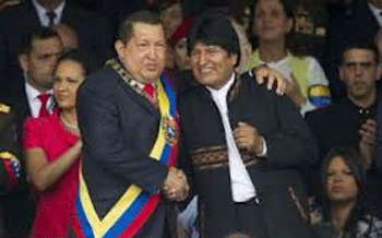 Morales se solidariza con Chávez y espera que vuelva pronto