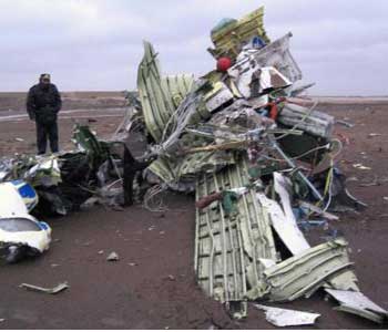 Kazajistan+incidente+avion Confirman la muerte de 27 personas en el avión militar accidentado