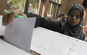 Egipto vota la nueva constitución