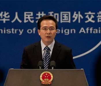 El portavoz de la cancillería china, Hong Lei China condena ofensiva aérea israelí contra Siria