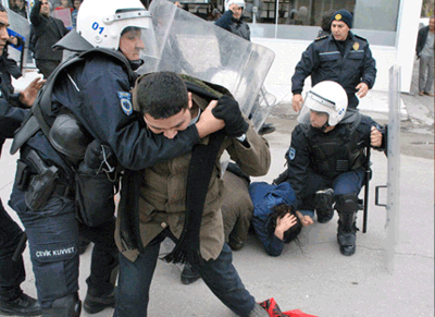 manifestacion-en-turquia-contra-despliegue-patriot3 Manifestaciones masivas en Turquía contra el despliegue del Patriot