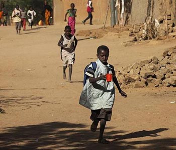 crisis+humanitaria+mali Una grave crisis humanitaria seguido por ataques suicidios