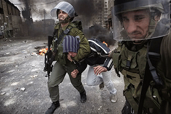 detencion “Israel” detiene en Cisjordania a una veintena de Palestinos