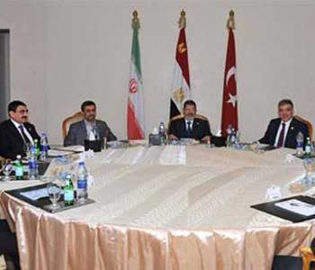 ahmadineyad+mursi+gul+egipto Los Presidentes de Irán, Egipto y Turquía instan a poner fin a la crisis Siria con prontitud