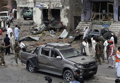 atentado en pakistan aumentan a 53 los muertos en cadena de atentados en Pakistán