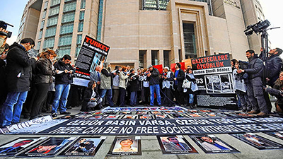 Informe sobre periodistas encarcelados en Turquía