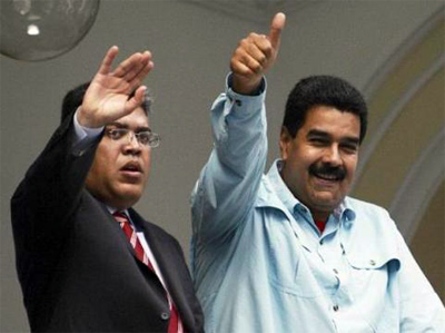Maduro y Jaua EEUU niega su espacio aéreo al avión de Maduro