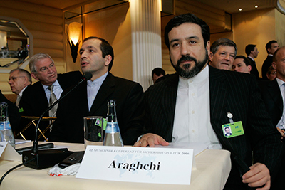 Irán presenta propuestas sobre su programa nuclear