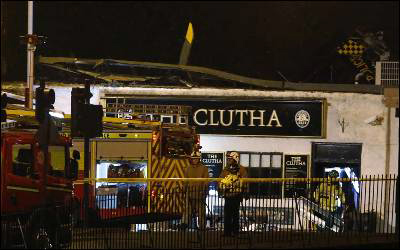 Un helicóptero Policíal se estrella contra un pub en Glasgow