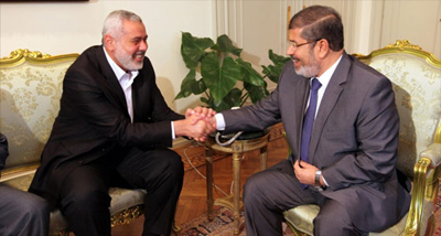 Egipto juzgará a Mursi por terrorismo y espionaje
