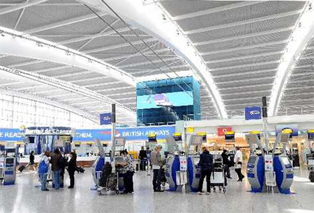 trastorno en los aeropurtos britanicos Vuelve la normalidad a los aeropuertos en Reino Unido