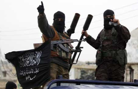 milicianos de Alqaeda en Yemen Confirman la muerte de dos rehenes en rescate fallido en Yemen