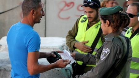 controles de la ocupacion israeli Palestina celebra la Navidad bajo la ocupación