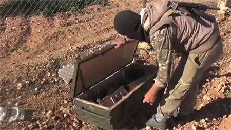 armas de la coalicion para los terroristas La Coalición Internacional acusada de ayudar a Daesh