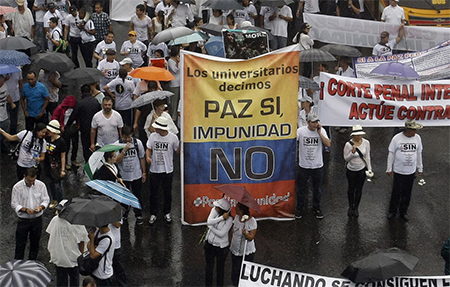Colombia quiere la paz En Colombia, alto el fuego unilateral y por tiempo indefinido