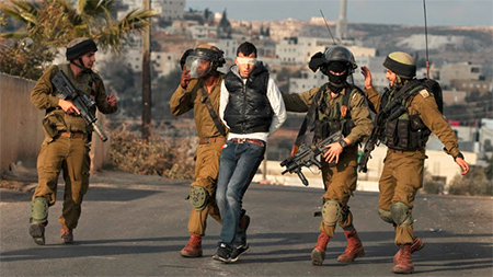 un palestino detenido por la ocupacion israeli Yehuda Glick incita a ocupar la Gran Mezquita de Al-Aqsa