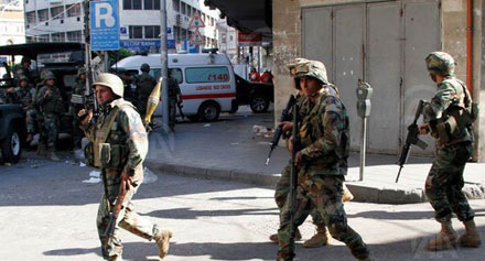 ejercito libanes Desactivar bombas y arrestar sospechosos en líbano