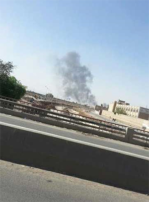 Aviación saudí bombardea el aeropuerto de Sanaa Aviación saudí bombardea el aeropuerto de Sanaa y destruye un avión civil