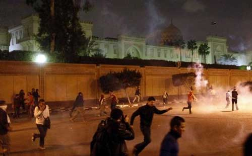 de los disturbios de diciembre 2012 Veinte años de prisión para el expresidente egipcio Mohamed Morsi