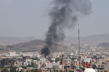 bombardeo en Adén