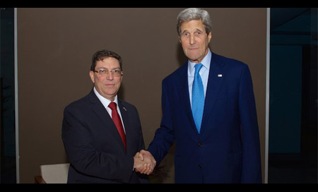 rodriguez y kerry en panama Histórico encuentro entre EEUU y Cuba en Panamá