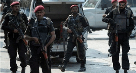 Policía de Pakistán Pakistán ejecuta a cuatro condenados por el ataque a la escuela de Peshawar