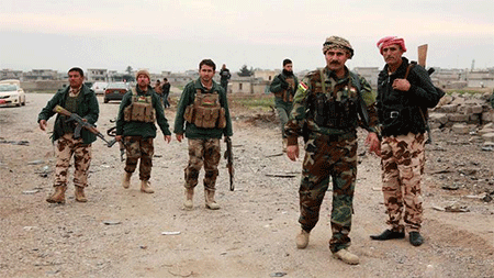 combatientes de las fuerzas kurdas, los peshmerga Los peshmerga matan a más de 70 terroristas de Daesh en Iraq