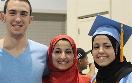 las tres victimas eran estudiantes universitarios Tres estudiantes musulmanes asesinados a tiros en EEUU