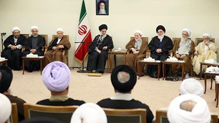 Líder supremo de Irán en la reunión Líder supremo de Irán advierte de engaños de EEUU en diálogo nuclear
