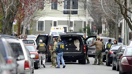 agentes de la FBI Detenidas dos mujeres que planeaban atentar en Nueva York