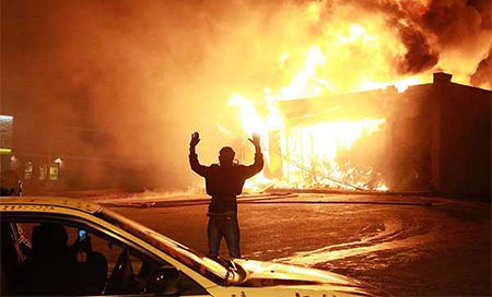la protesta de Ferguson Se reanudan los disturbios en Ferguson