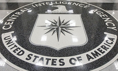 la agencia de CIA Una exagente del FBI fue detenida por amenazar con volar la sede de la CIA