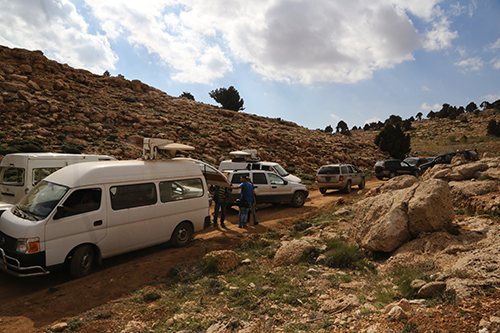 el convoy de periodistas en Qalamun Hezbolá organiza una gira informativa en Qalamun