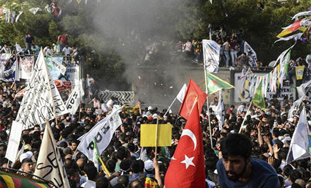 la explosión de diarbakir Un atentado en Diyarbakir deja más de dos muertos y 150 heridos