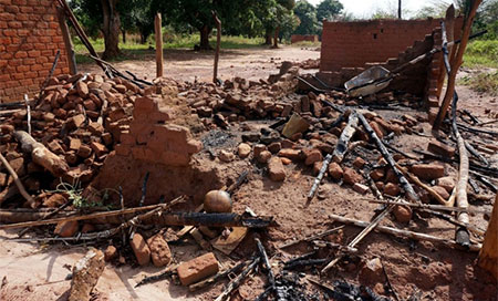 Somalia: Queman vivos a una madre y sus seis hijos