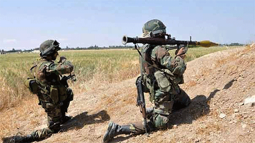 combates cerca de la base aérea de Deir Ezzor