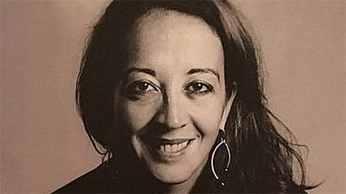 La periodista holandesa Ebru Umar