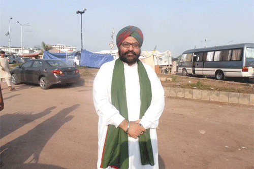 El político paquistaní Sardar Soran Singh